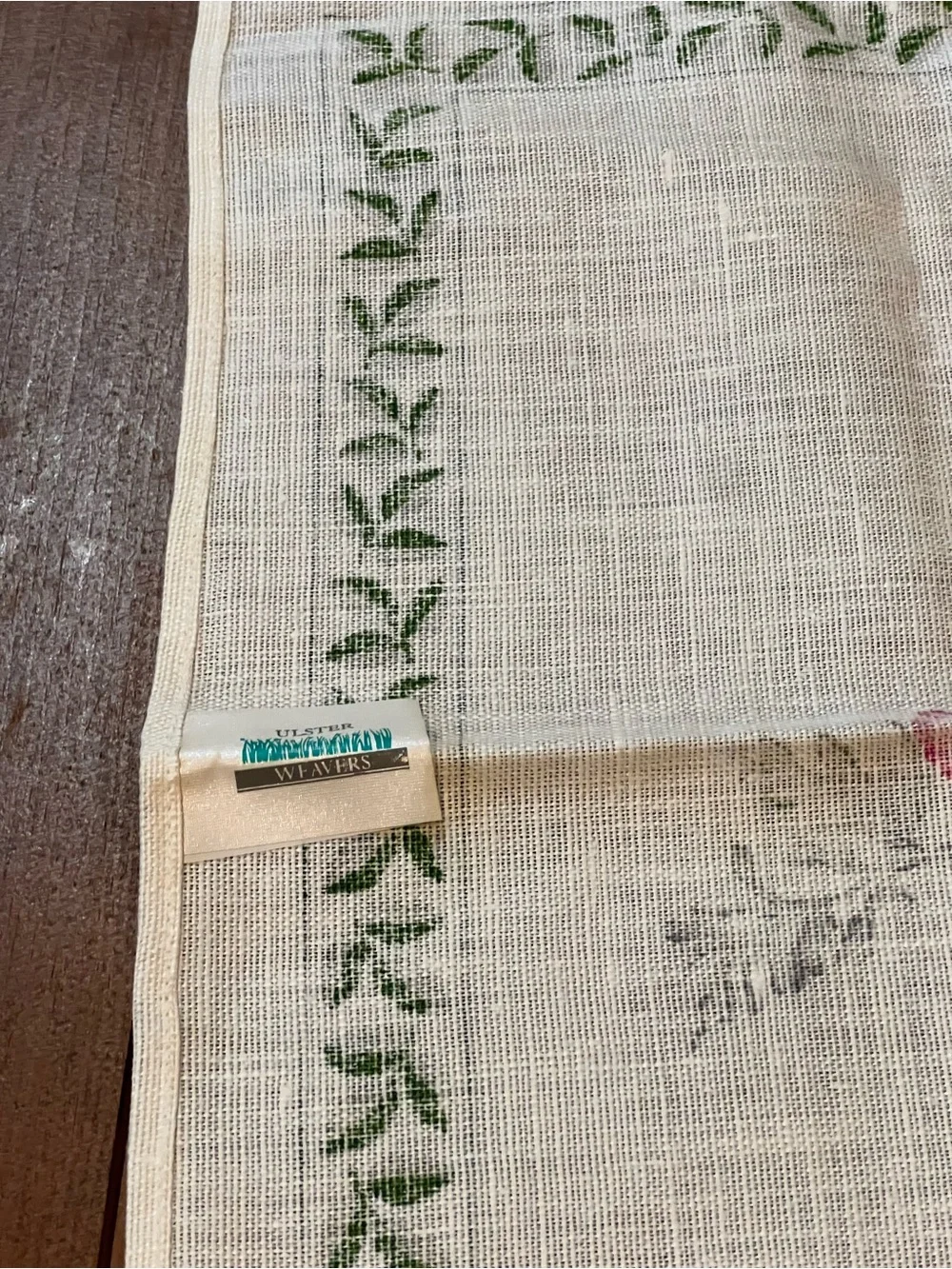 Ulster Weavers 100% Linen Tea Towel Flowers Roses Bouquet 18.5”x 29.25” NWOT
